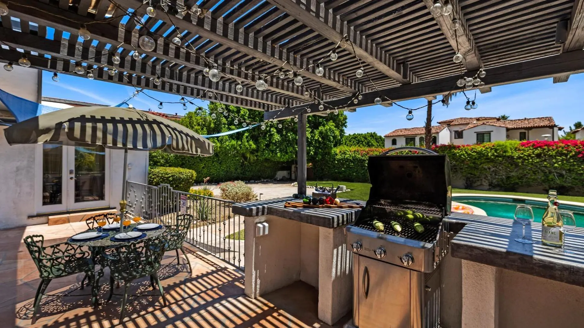 Dandelion By Avantstay Pool 0.2Mi To Downtown Palm Springs Holiday home
